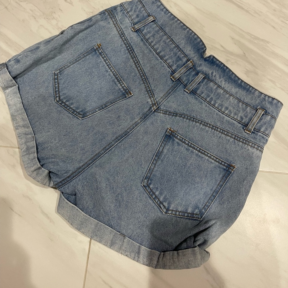 ASTR the Label Davina Denim Short size large - Picture 2 of 4